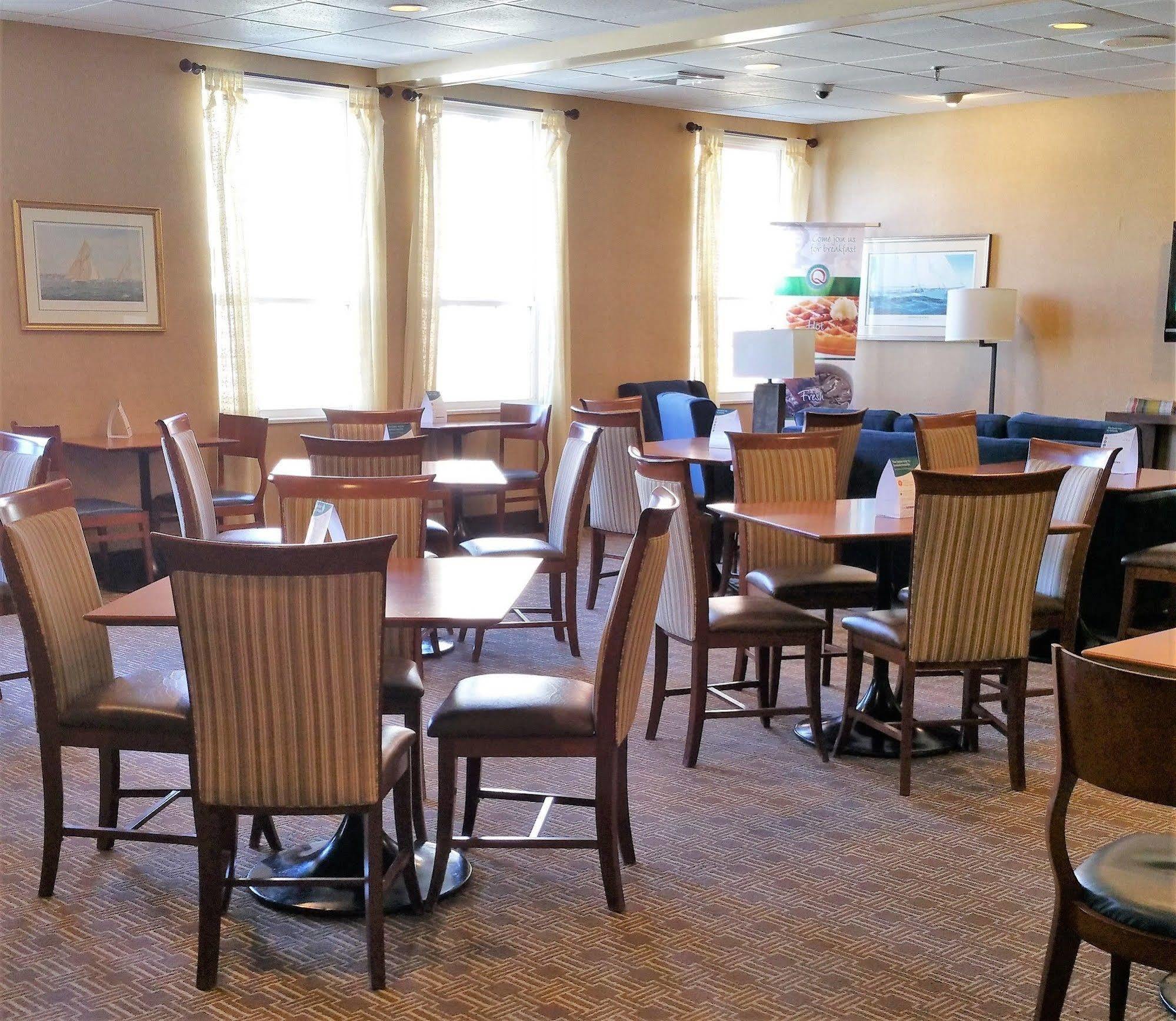 Quality Inn Mystic-Groton Exterior foto